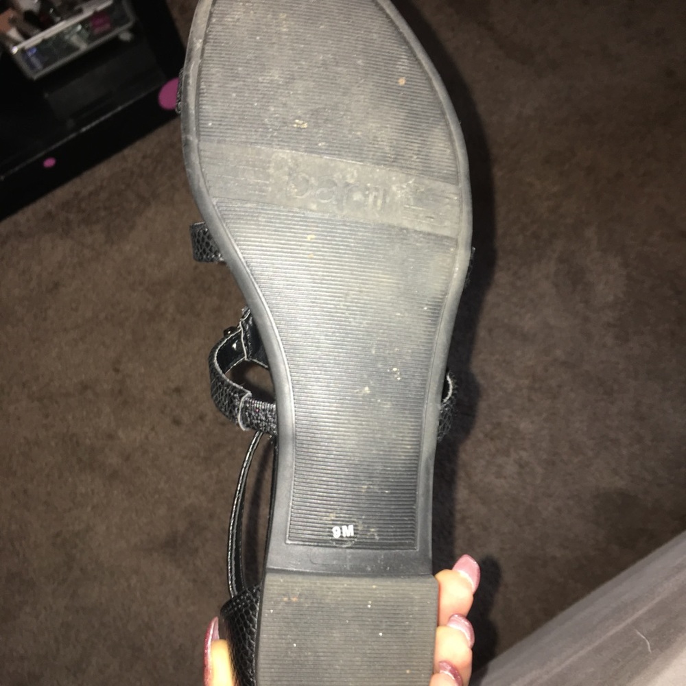 Sandals - Picture 3 of 4